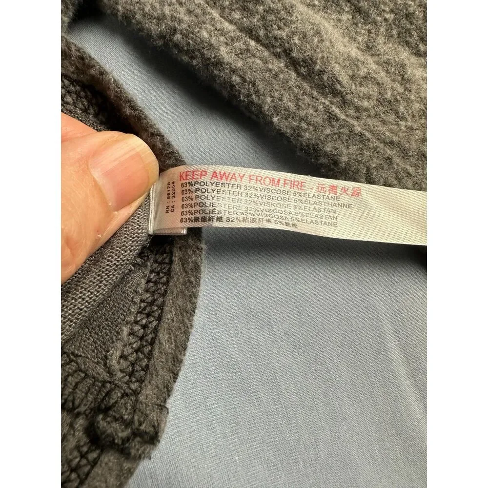 NWT w/flaw Urban Outfitters Fleece Long Sleeve Crop Top Gray Twist Front Size M